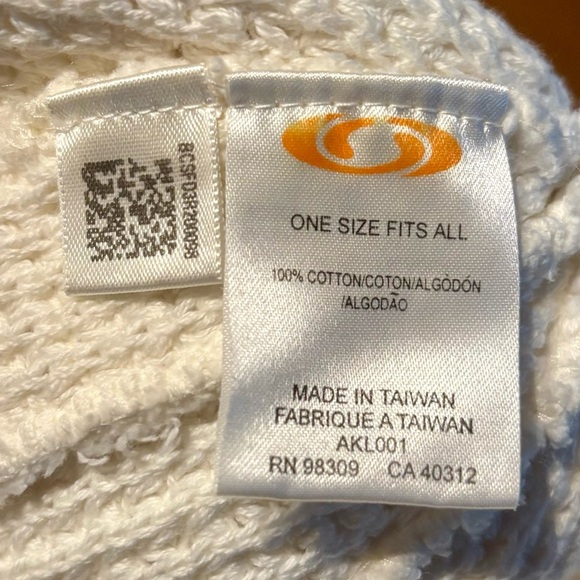 SALOMON Ivory Knit Butterfly Hat - Picture 4 of 5